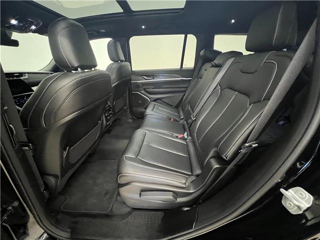 2025 Jeep Grand Cherokee L Limited (Stk: 8645712) in Courtenay - Image 12 of 18