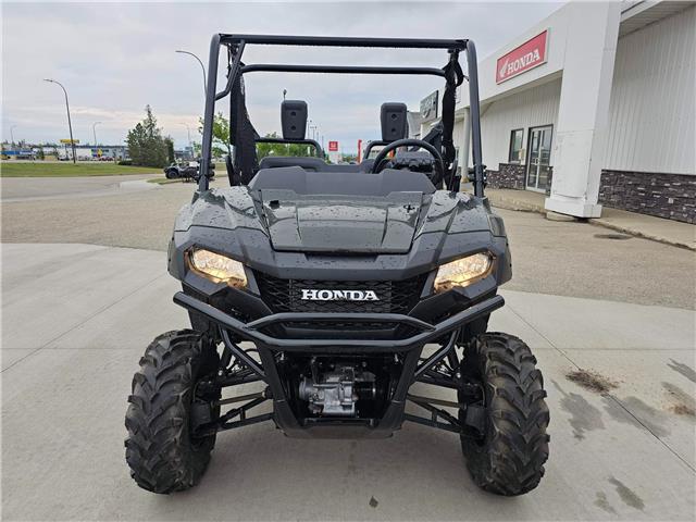 2025 Honda PIONEER 700-2 DELUXE (Stk: 25HX-033) in Grande Prairie - Image 3 of 8 2025 Honda PIONEER 700-2 DELUXE (Stk: 25HX-033) in Grande Prairie - Image 3 of 8