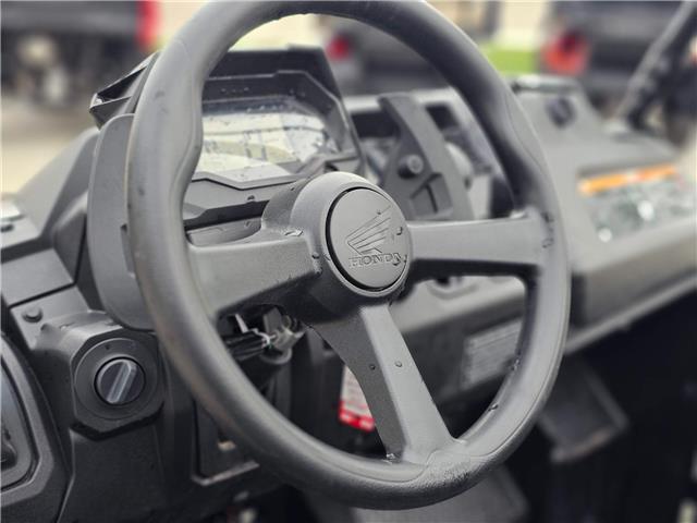 2025 Honda PIONEER 700-2 DELUXE (Stk: 25HX-033) in Grande Prairie - Image 5 of 8 2025 Honda PIONEER 700-2 DELUXE (Stk: 25HX-033) in Grande Prairie - Image 5 of 8