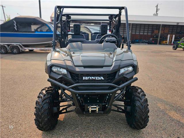 2025 Honda PIONEER 700-4 DELUXE (Stk: 25HX-015) in Grande Prairie - Image 2 of 11