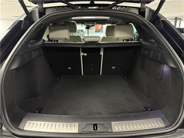 2020 Land Rover Range Rover Velar P300 R-Dynamic S (Stk: A9052) in Saint-Eustache - Image 13 of 32