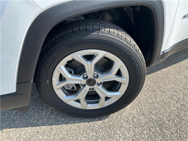 2025 Jeep Compass North (Stk: 25-115) in Hanover - Image 8 of 18