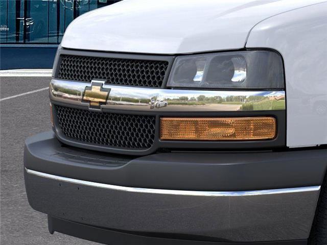 2025 Chevrolet Express 2500 Work Van (Stk: 250987) in London - Image 13 of 24