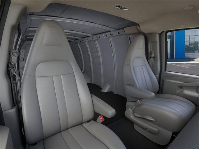 2025 Chevrolet Express 2500 Work Van (Stk: 250987) in London - Image 16 of 24