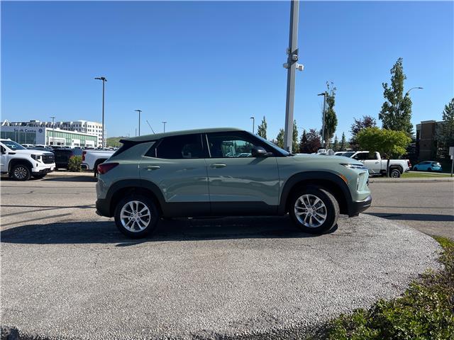 2026 Chevrolet Trailblazer LS photo 4