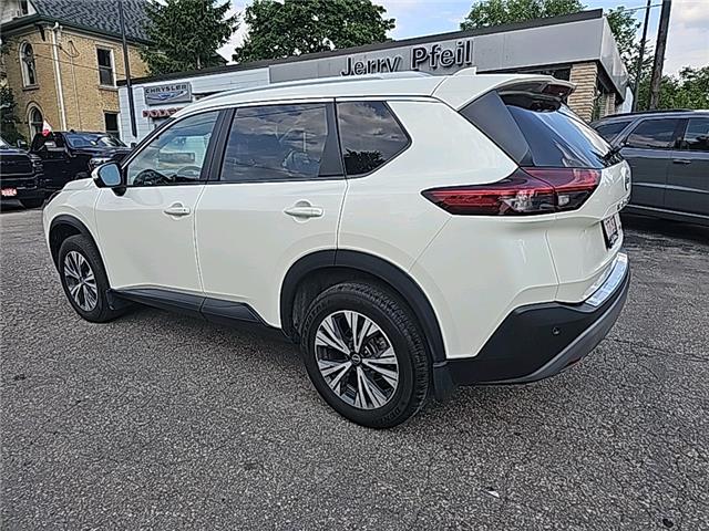 2023 Nissan Rogue SV Moonroof (Stk: 01164P) in New Hamburg - Image 3 of 19