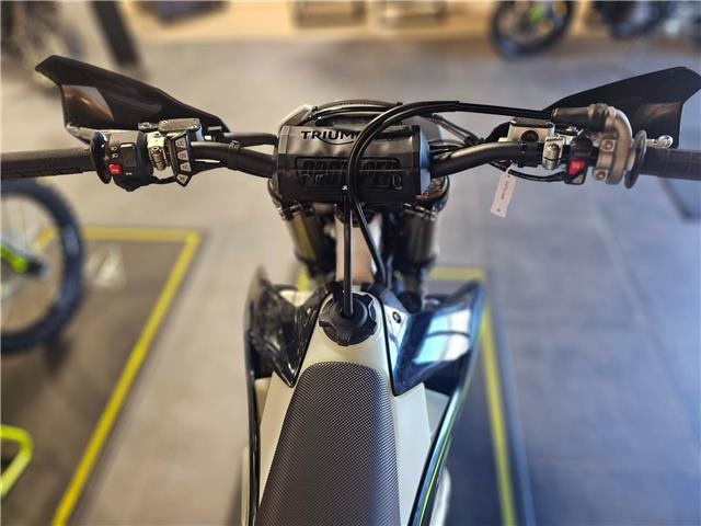 2026 Triumph TF450-E ENDURO (Stk: 26TD-003) in Grande Prairie - Image 4 of 11