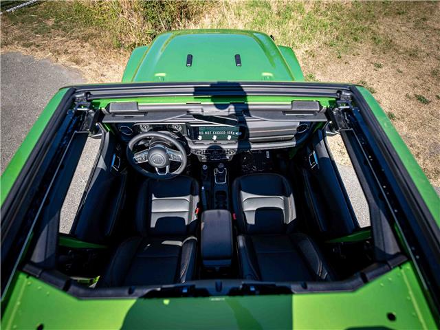 2025 Jeep Wrangler 4xe Sahara (Stk: S624762) in Surrey - Image 11 of 22