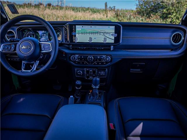 2025 Jeep Wrangler 4xe Sahara (Stk: S624762) in Surrey - Image 15 of 22
