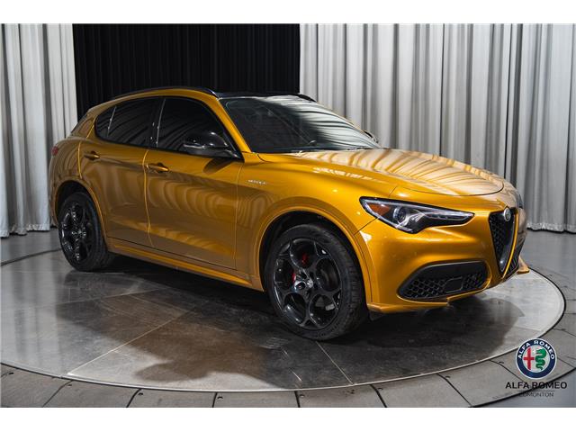 2022 Alfa Romeo Stelvio ti (Stk: AB096) in Edmonton - Image 7 of 26 2022 Alfa Romeo Stelvio ti (Stk: AB096) in Edmonton - Image 7 of 26