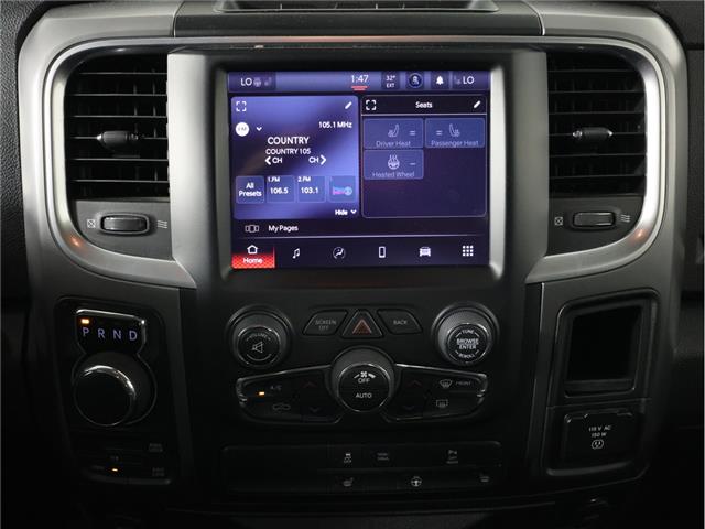 2022 RAM 1500 Classic SLT (Stk: B19946) in Calgary - Image 14 of 22