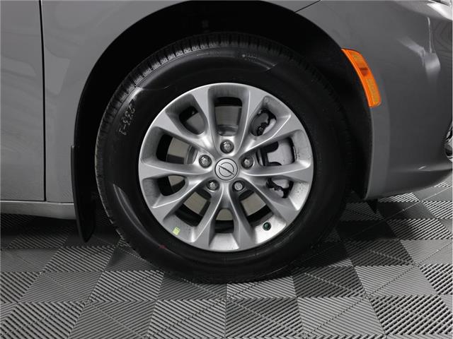 2025 Chrysler Pacifica Select (Stk: 25T293) in Calgary - Image 4 of 20