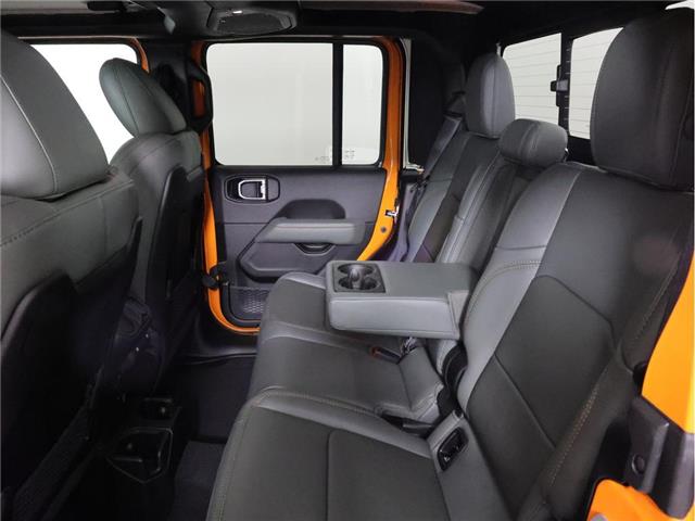 2025 Jeep Gladiator Mojave (Stk: 25J178) in Calgary - Image 8 of 18 2025 Jeep Gladiator Mojave (Stk: 25J178) in Calgary - Image 8 of 18