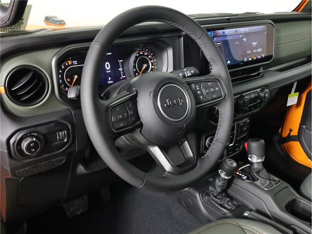 2025 Jeep Gladiator Mojave (Stk: 25J178) in Calgary - Image 13 of 18 2025 Jeep Gladiator Mojave (Stk: 25J178) in Calgary - Image 13 of 18