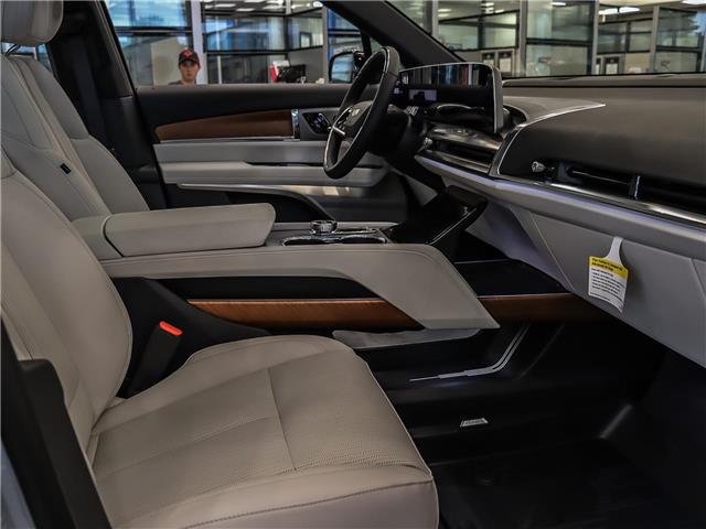 2026 Cadillac VISTIQ Sport (Stk: 263011) in Uxbridge - Image 7 of 16