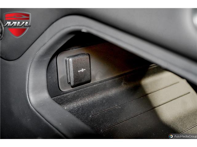 2025 Land Rover Defender P635 OCTA in Oakville - Image 32 of 35