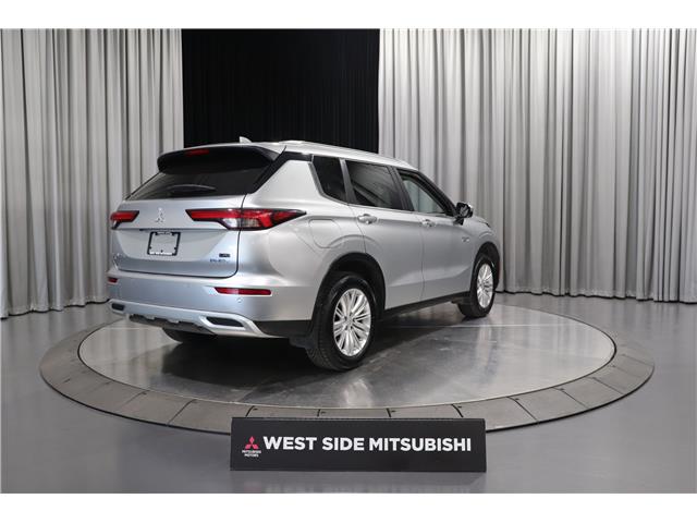 2024 Mitsubishi Outlander Plug-In Hybrid LE (Stk: T25454A) in Edmonton - Image 5 of 27