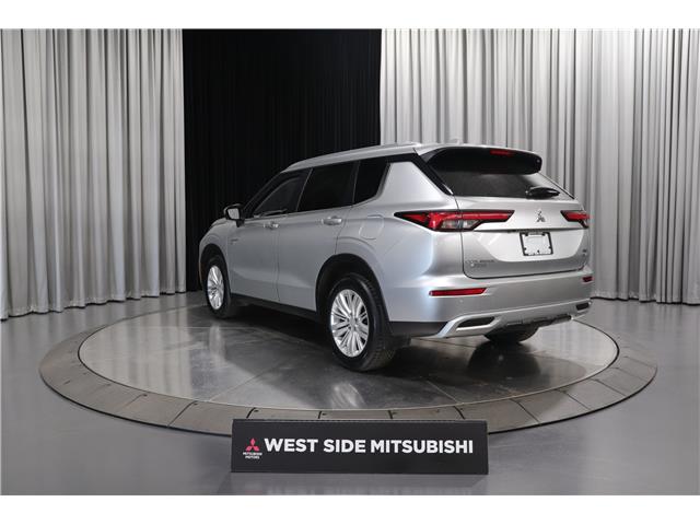2024 Mitsubishi Outlander Plug-In Hybrid LE (Stk: T25454A) in Edmonton - Image 4 of 27