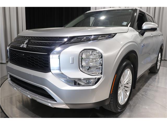 2024 Mitsubishi Outlander Plug-In Hybrid LE (Stk: T25454A) in Edmonton - Image 7 of 27