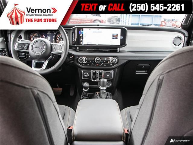 2025 Jeep Wrangler Sahara (Stk: 250135) in Vernon - Image 26 of 27