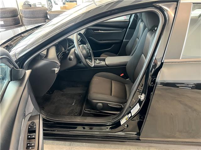 2025 Mazda Mazda3 GX (Stk: V3163) in Prince Albert - Image 2 of 13