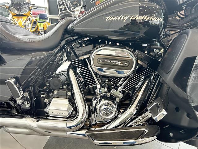 2017 Harley-Davidson CVO Street Glide  (Stk: TOM1) in London - Image 9 of 18