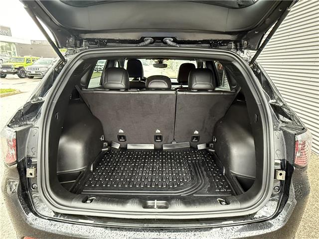 2023 Jeep Compass Altitude (Stk: U10916) in London - Image 6 of 20