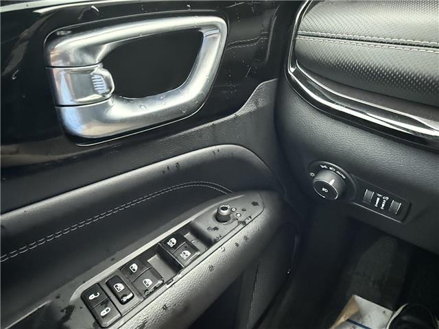 2023 Jeep Compass Altitude (Stk: U10916) in London - Image 19 of 20