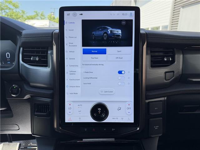 2023 Ford F-150 Lightning Lariat (Stk: 25284A) in London - Image 19 of 24