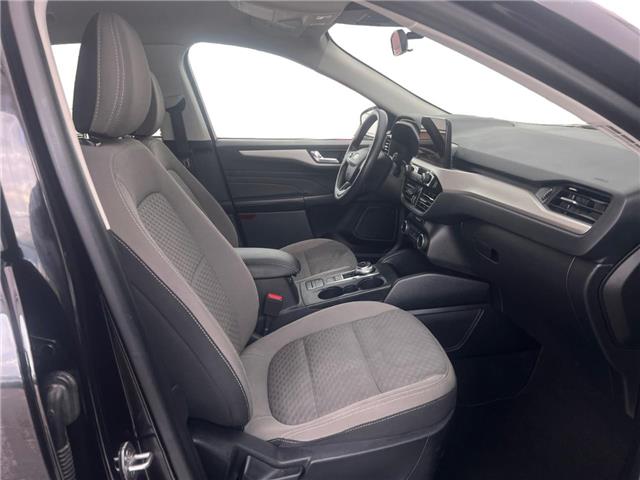 2021 Ford Escape SE Hybrid (Stk: 15170) in Golden - Image 15 of 17