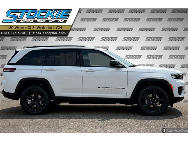 2025 Jeep Grand Cherokee Laredo (Stk: 45621) in Waterloo - Image 3 of 20