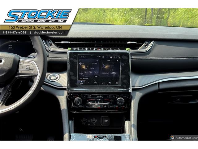 2025 Jeep Grand Cherokee Laredo (Stk: 45621) in Waterloo - Image 10 of 20