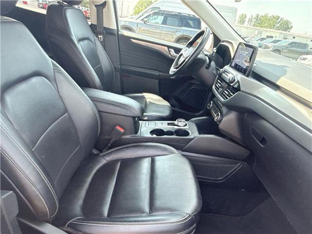 2021 Ford Escape Titanium Hybrid (Stk: MUA74931T) in Wallaceburg - Image 24 of 25