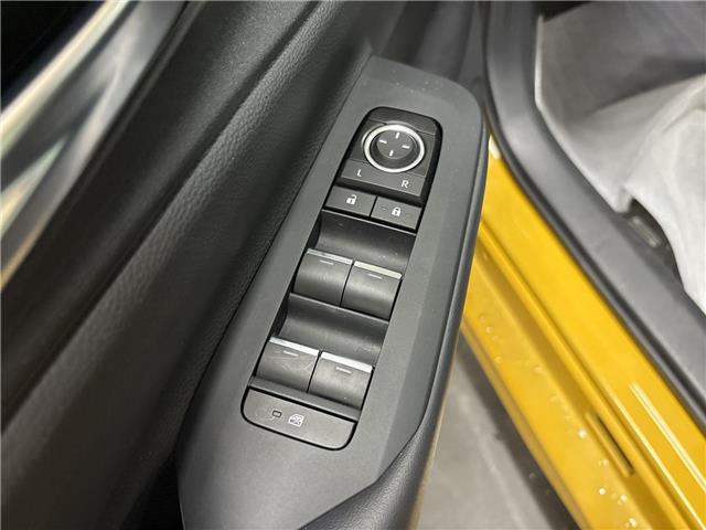 2025 Toyota Prius Plug-In Hybrid XSE Premium (Stk: 10117025) in Markham - Image 13 of 34