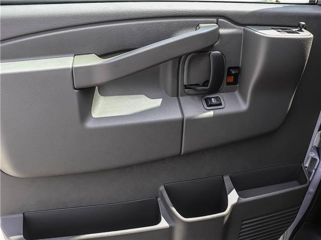 2025 GMC Savana 2500 Work Van (Stk: SG34301) in St. Marys - Image 8 of 20