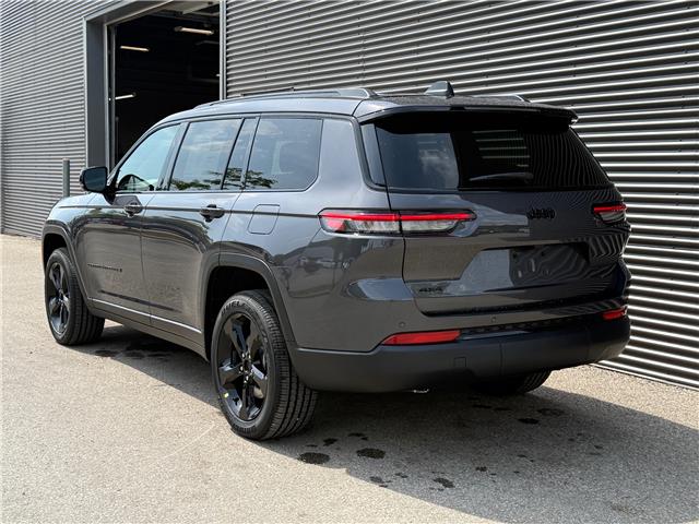 2025 Jeep Grand Cherokee L Laredo (Stk: 25470) in London - Image 4 of 22