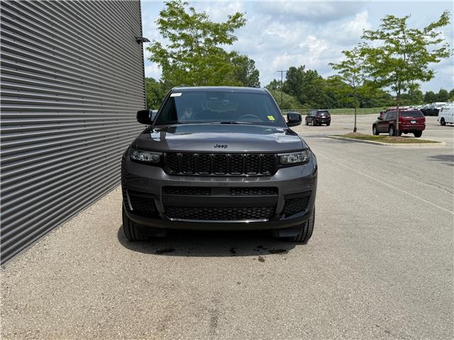 2025 Jeep Grand Cherokee L Laredo (Stk: 25470) in London - Image 2 of 22