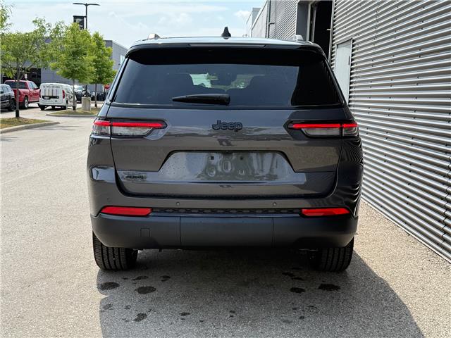 2025 Jeep Grand Cherokee L Laredo (Stk: 25470) in London - Image 5 of 22