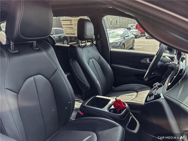 2026 Chrysler Pacifica Select (Stk: 163380) in London - Image 22 of 26