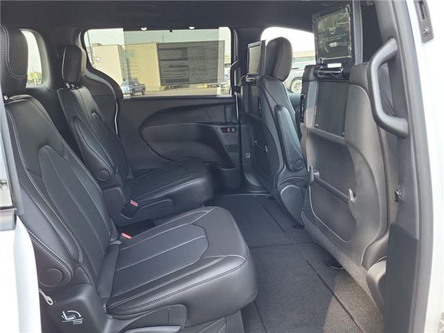 2026 Chrysler Pacifica Select (Stk: 260001) in Windsor - Image 22 of 25
