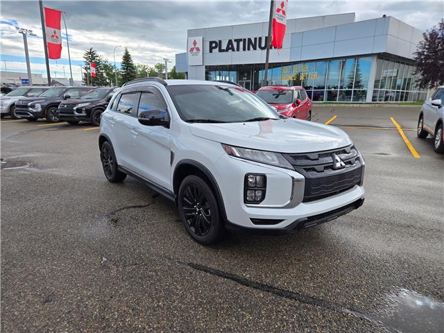 2023 Mitsubishi RVR LE (Stk: 8851) in Calgary - Image 1 of 24