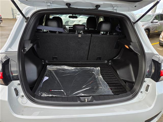 2023 Mitsubishi RVR LE (Stk: 8851) in Calgary - Image 9 of 24