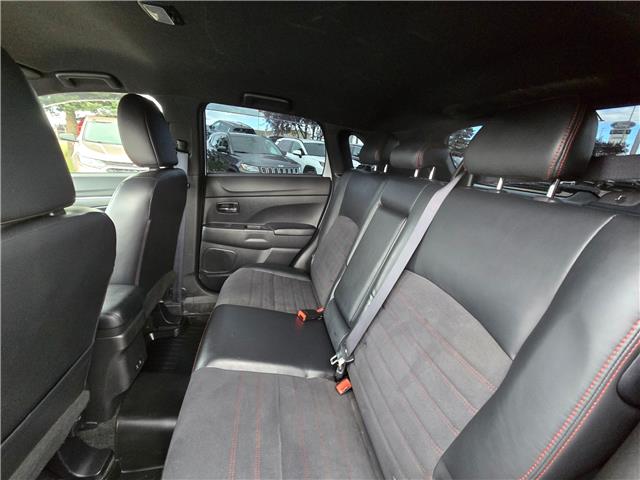 2023 Mitsubishi RVR LE (Stk: 8851) in Calgary - Image 18 of 24