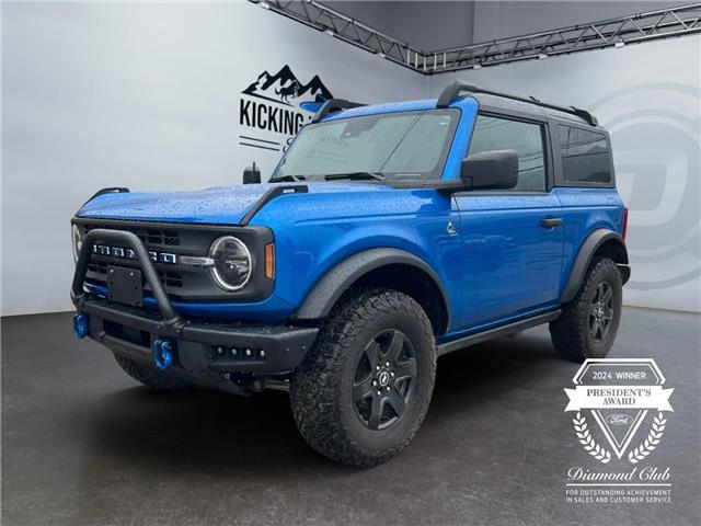 2024 Ford Bronco Black Diamond (Stk: 15124) in Golden - Image 1 of 17