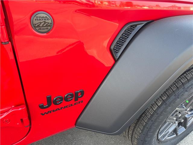 2025 Jeep Wrangler Sport (Stk: 25091) in Oak Bay - Image 4 of 7