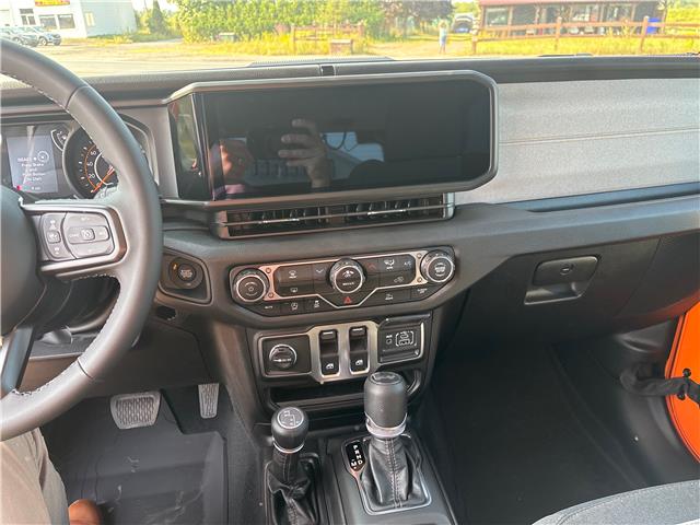 2025 Jeep Wrangler Sport (Stk: 25092) in Oak Bay - Image 7 of 7