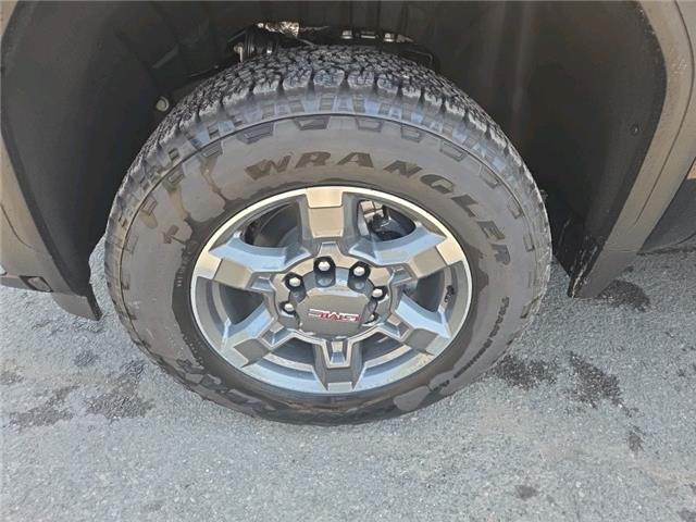 2025 GMC Sierra 3500HD SLE (Stk: 358674) in New Glasgow - Image 2 of 15