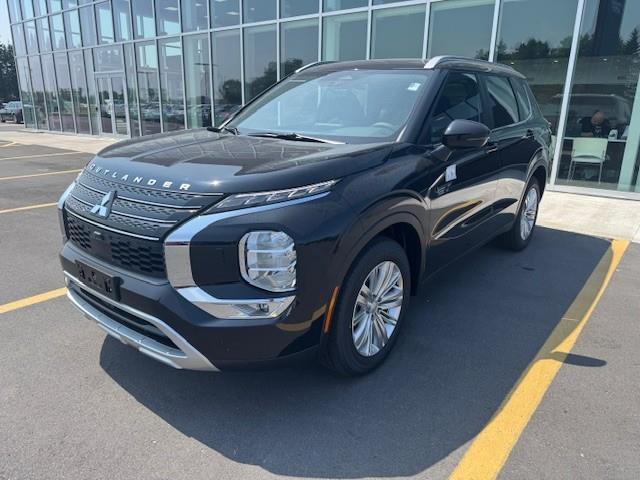 2025 Mitsubishi Outlander PHEV SE (Stk: M5331) in BELLEVILLE - Image 1 of 7