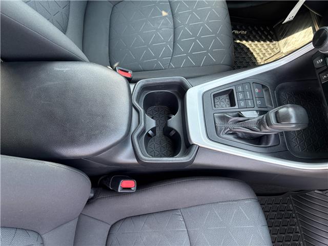 2020 Toyota RAV4 LE (Stk: A-096428) in Moncton - Image 19 of 20