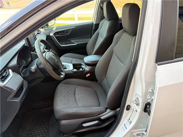2020 Toyota RAV4 LE (Stk: A-096428) in Moncton - Image 12 of 20
